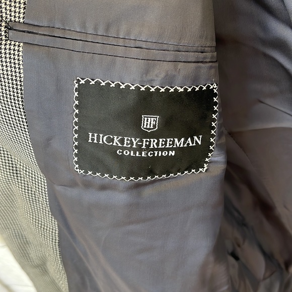 Hickey-Freeman wool houndstooth suit size 44R - Picture 8 of 13